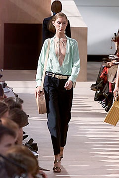 Louis Vuitton S/S 00 Look 35