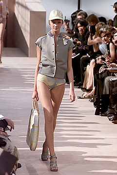 Louis Vuitton S/S 00 Look 41