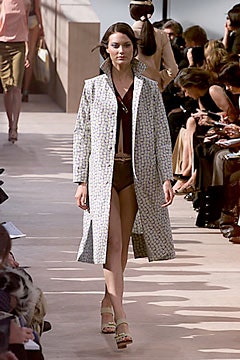 Louis Vuitton S/S 00 Look 44