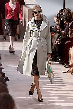 Louis Vuitton S/S 00 Look 51