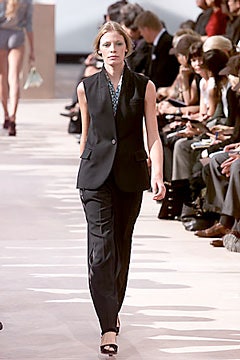 Louis Vuitton S/S 00 Look 70