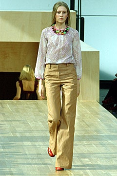 Louis Vuitton S/S 02 Look 32