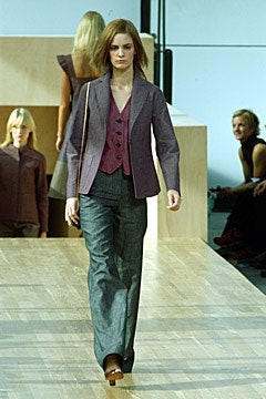 Louis Vuitton S/S 02 Look 39
