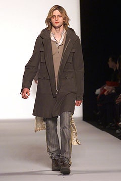 Marc Jacobs F/W 02 Look 18