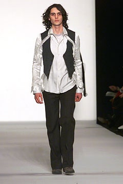 Marc Jacobs F/W 02 Look 36