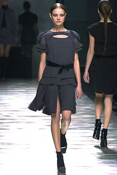 Louis Vuitton F/W 03 Look 11