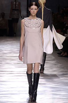Louis Vuitton F/W 03 Look 18
