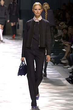 Louis Vuitton F/W 03 Look 33