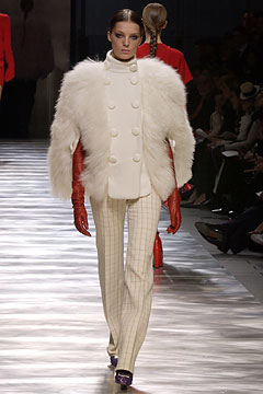 Louis Vuitton F/W 03 Look 38