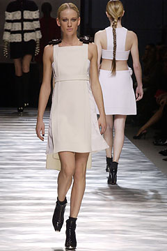 Louis Vuitton F/W 03 Look 41