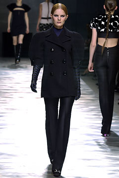 Louis Vuitton F/W 03 Look 47