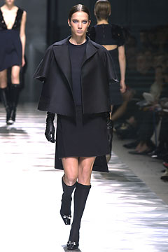 Louis Vuitton F/W 03 Look 49