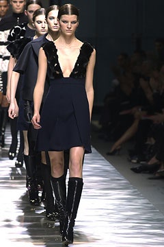 Louis Vuitton F/W 03 Look 50