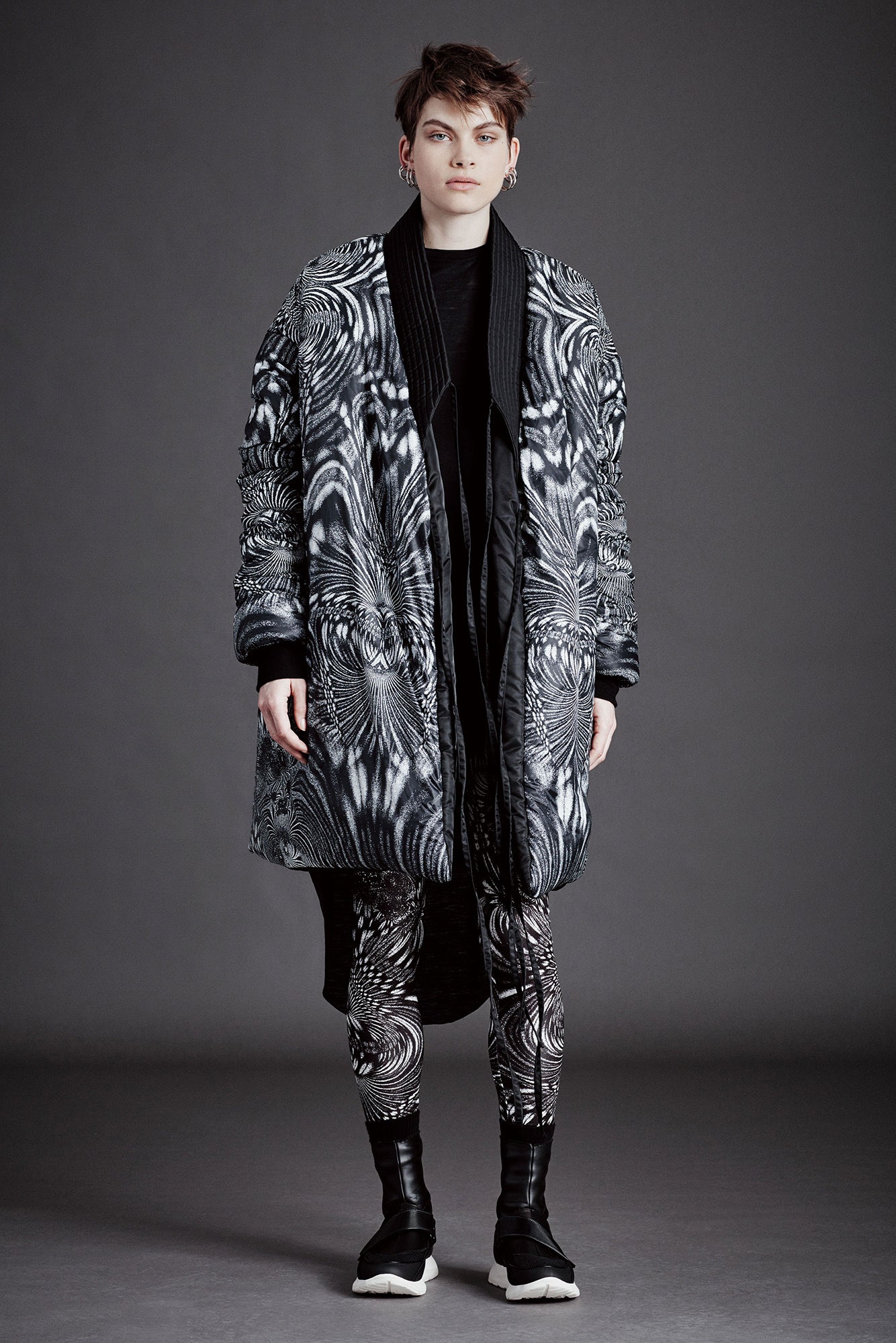 Marcelo Burlon County of Milan F/W 16 Look 19