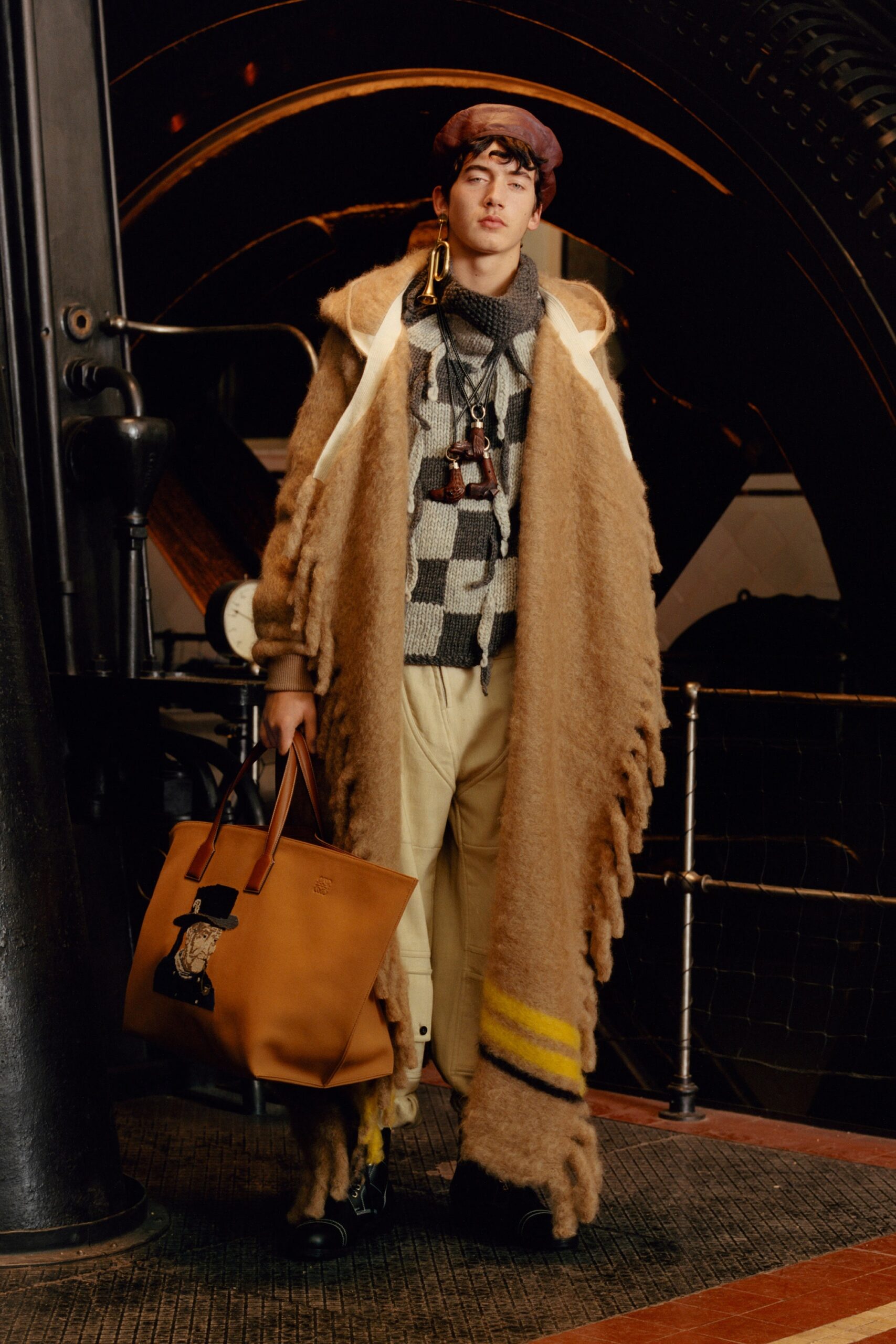 Loewe F/W 17 Menswear Look 31