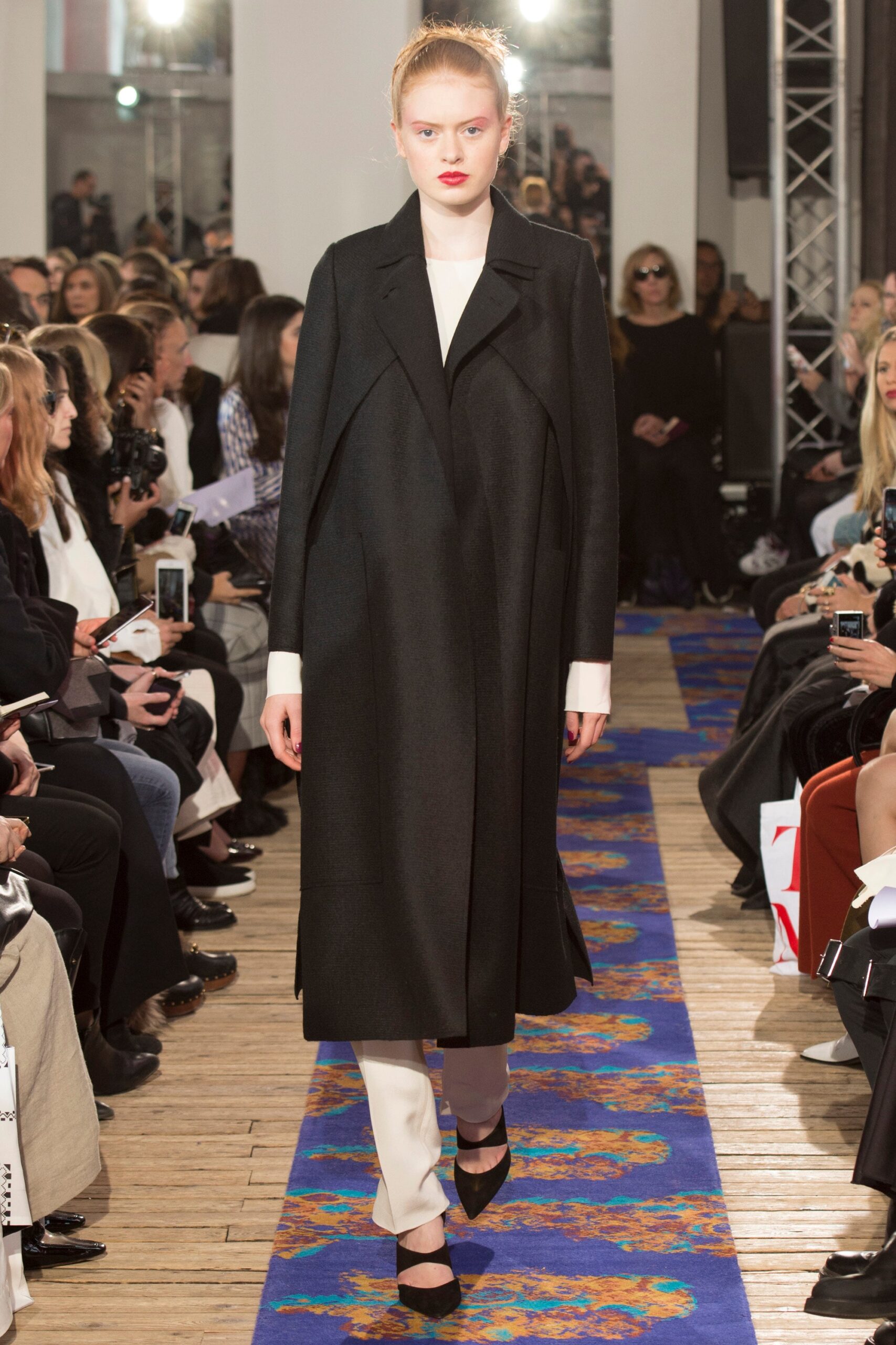 Maison Rabih Kayrouz F/W 16 Look 19
