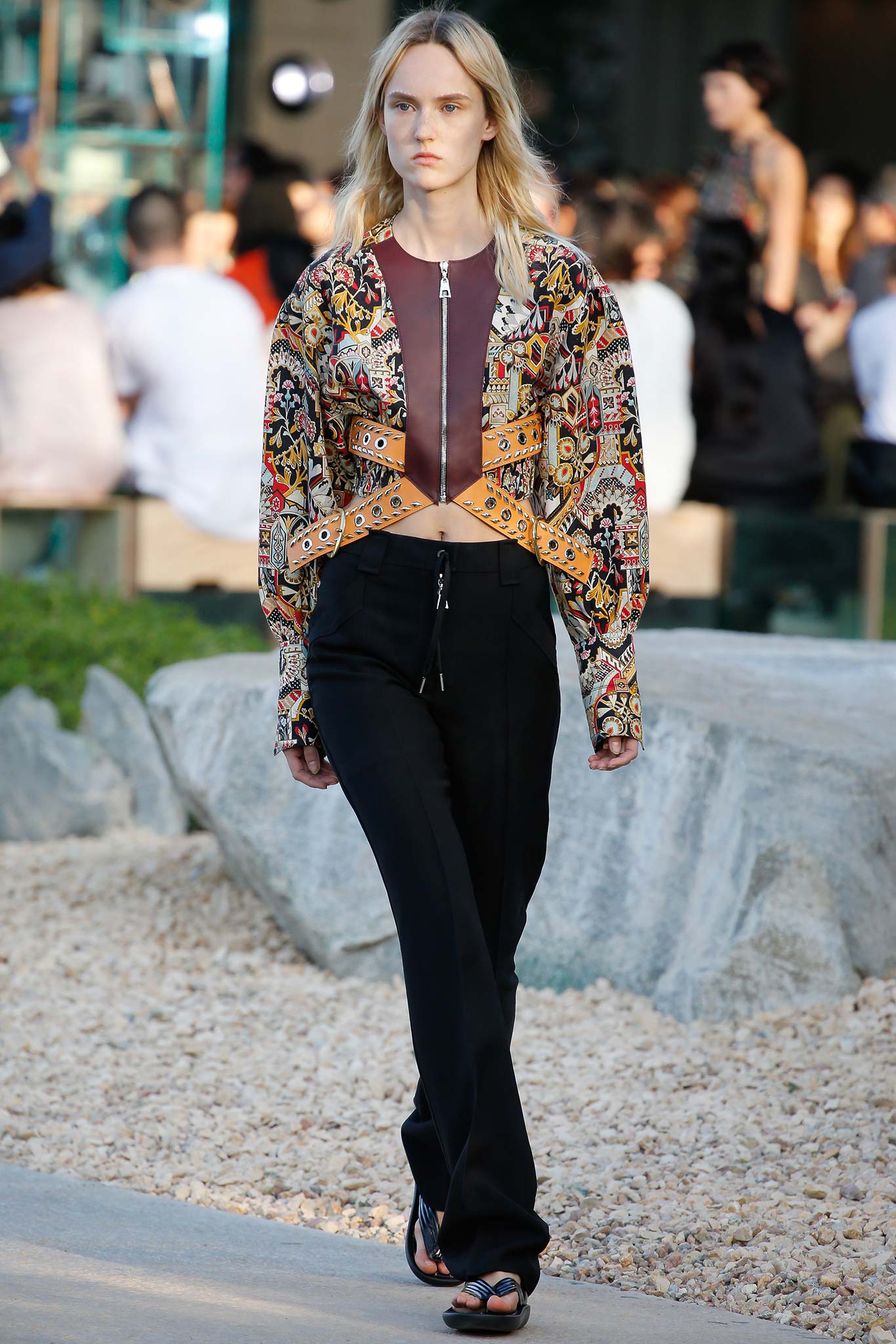 Louis Vuitton Resort 16 Look 40
