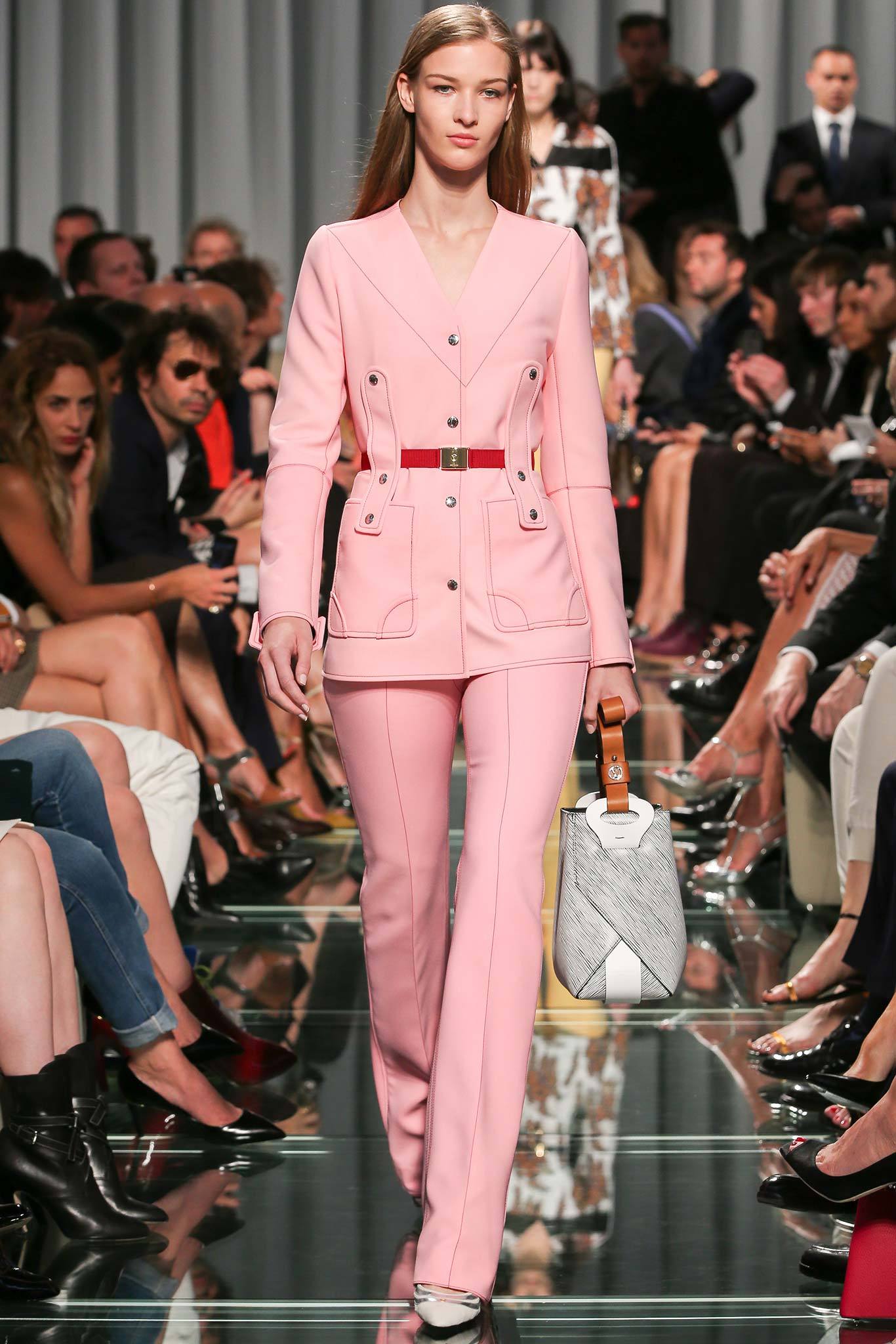 Louis Vuitton Resort 15 Look 32