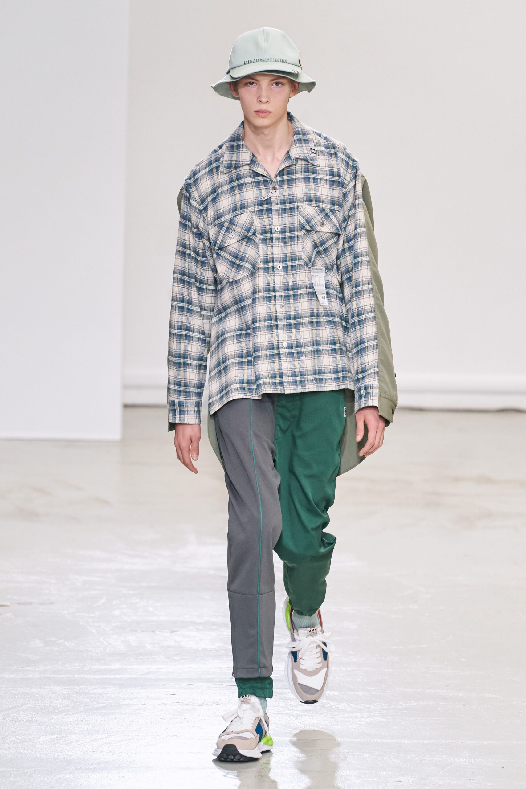 Maison Mihara Yasuhiro F/W 20 Menswear Look 11