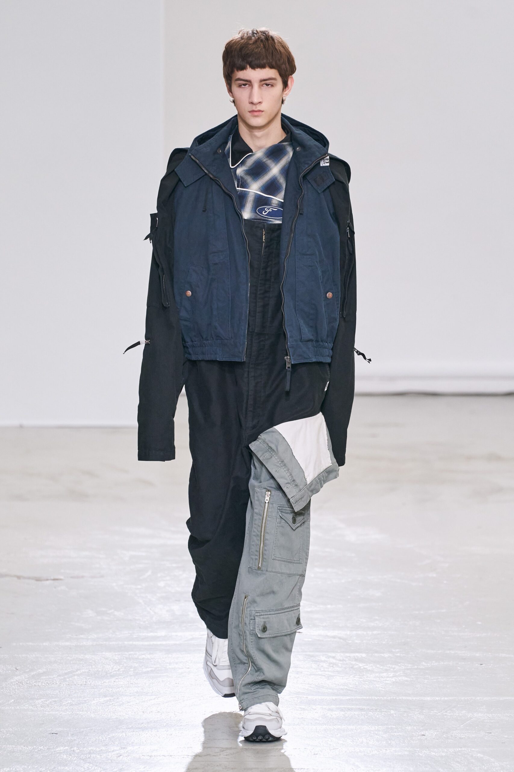 Maison Mihara Yasuhiro F/W 20 Menswear Look 17