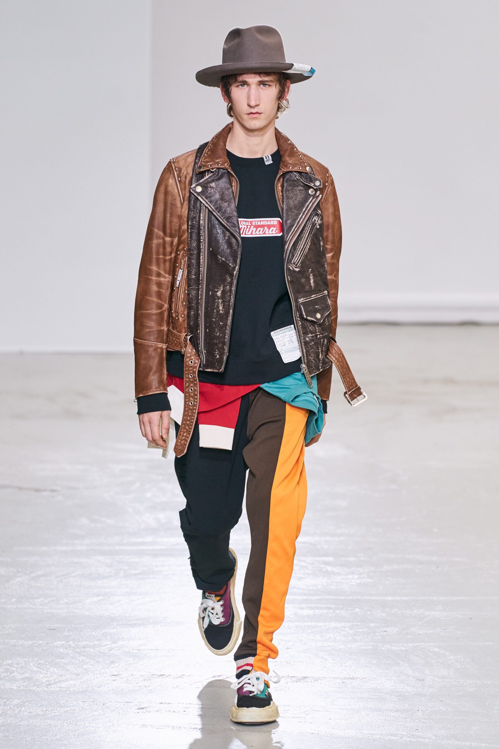 Maison Mihara Yasuhiro F/W 20 Menswear Look 23