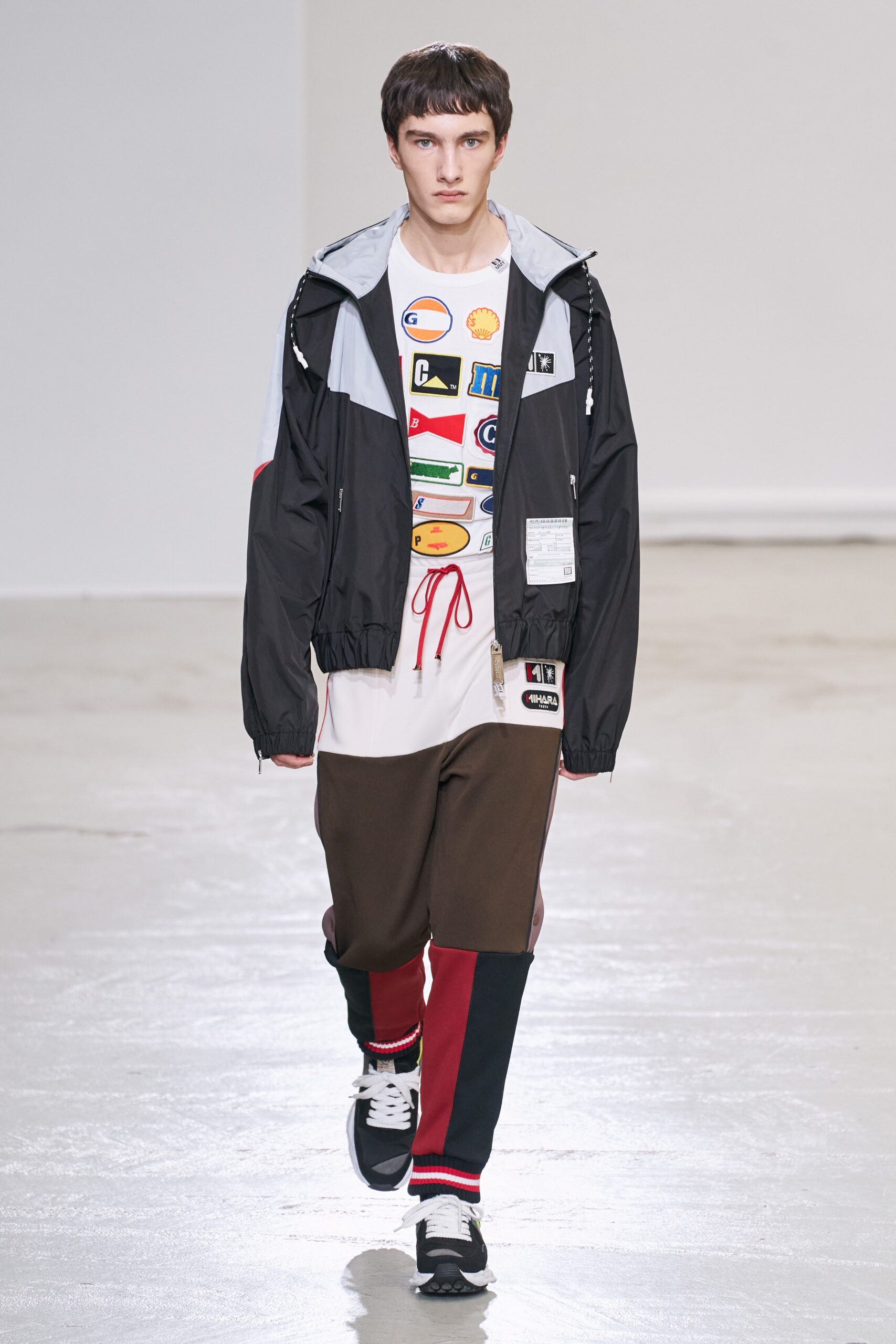 Maison Mihara Yasuhiro F/W 20 Menswear Look 28