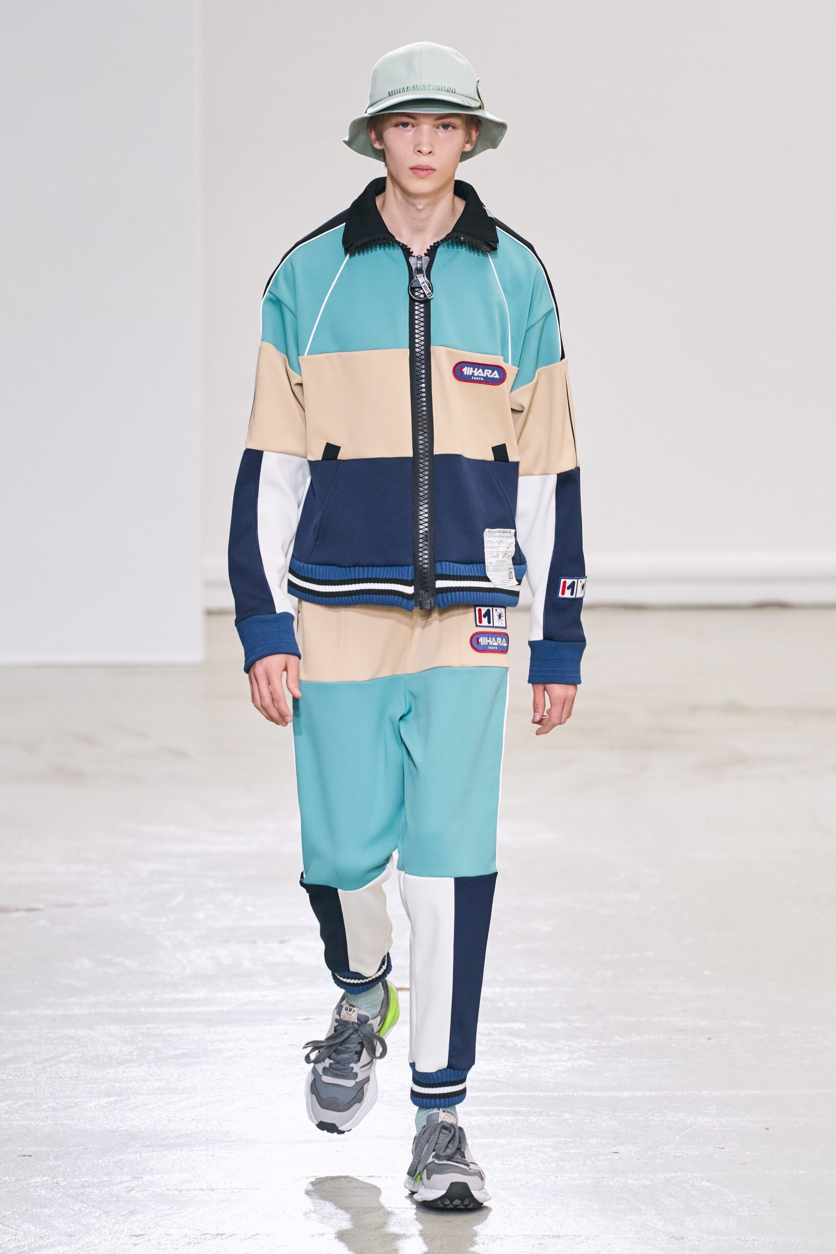 Maison Mihara Yasuhiro F/W 20 Menswear Look 30