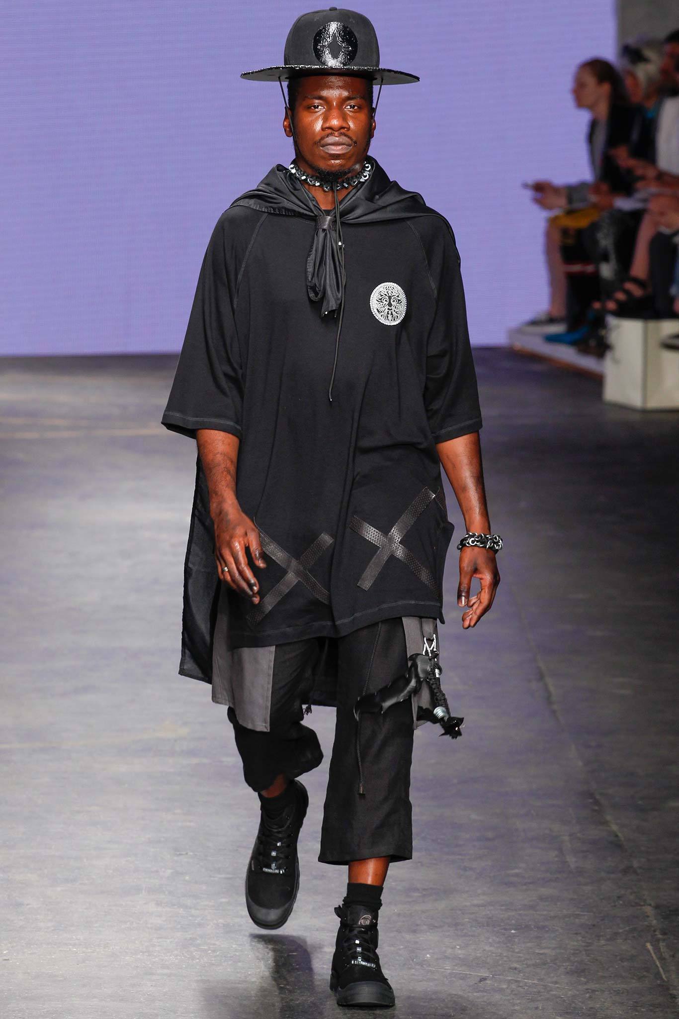 MAN S/S 15 Menswear Look 3