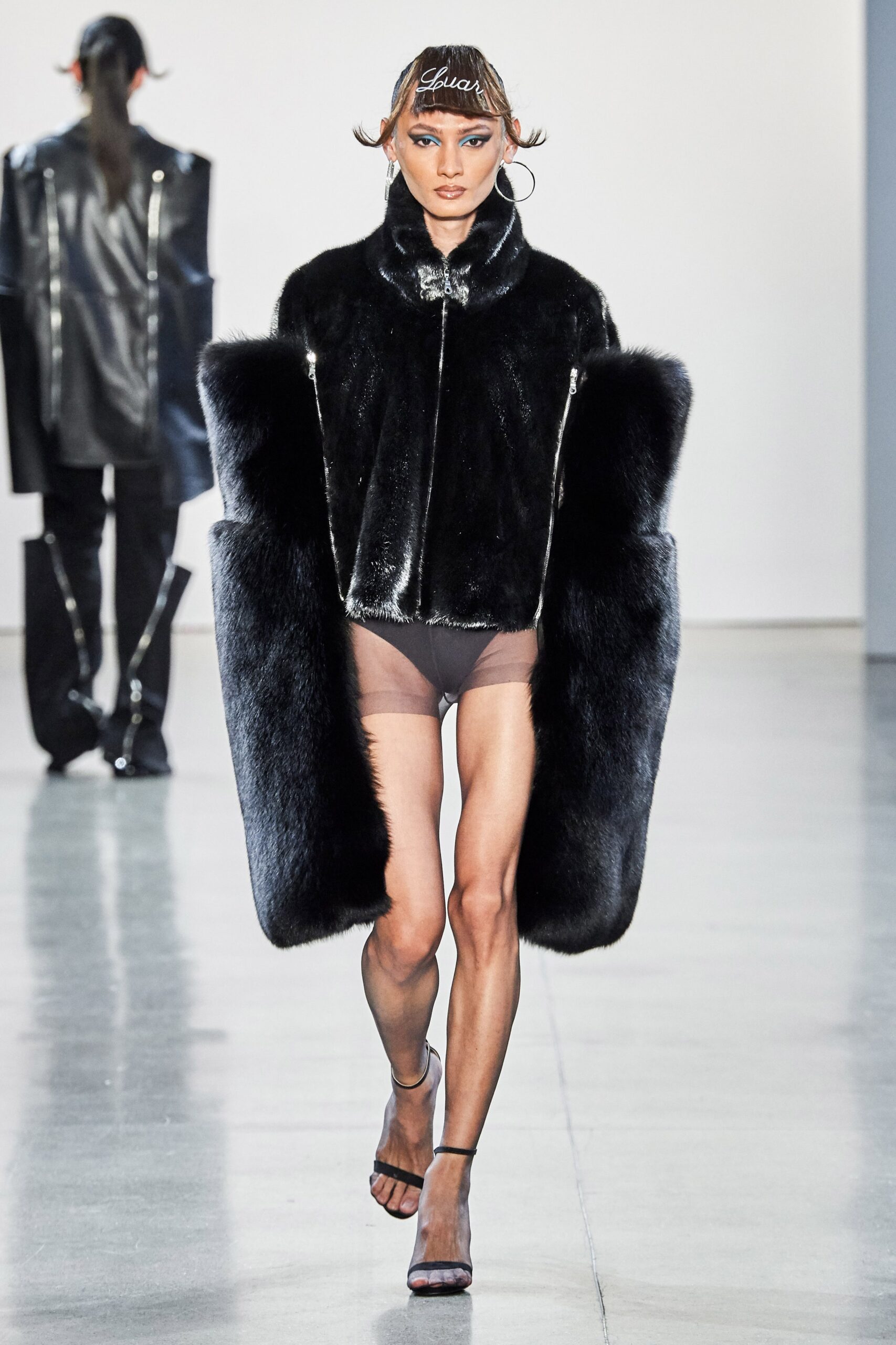 Luar F/W 19 Look 16