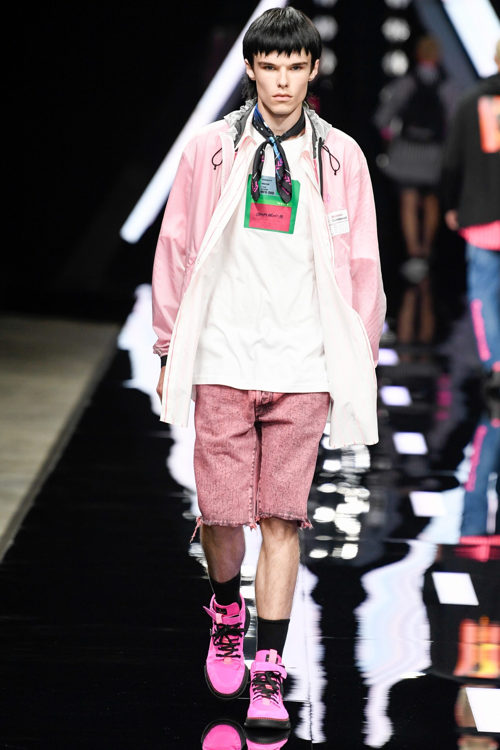 Marcelo Burlon County of Milan S/S 19 Menswear Look 17