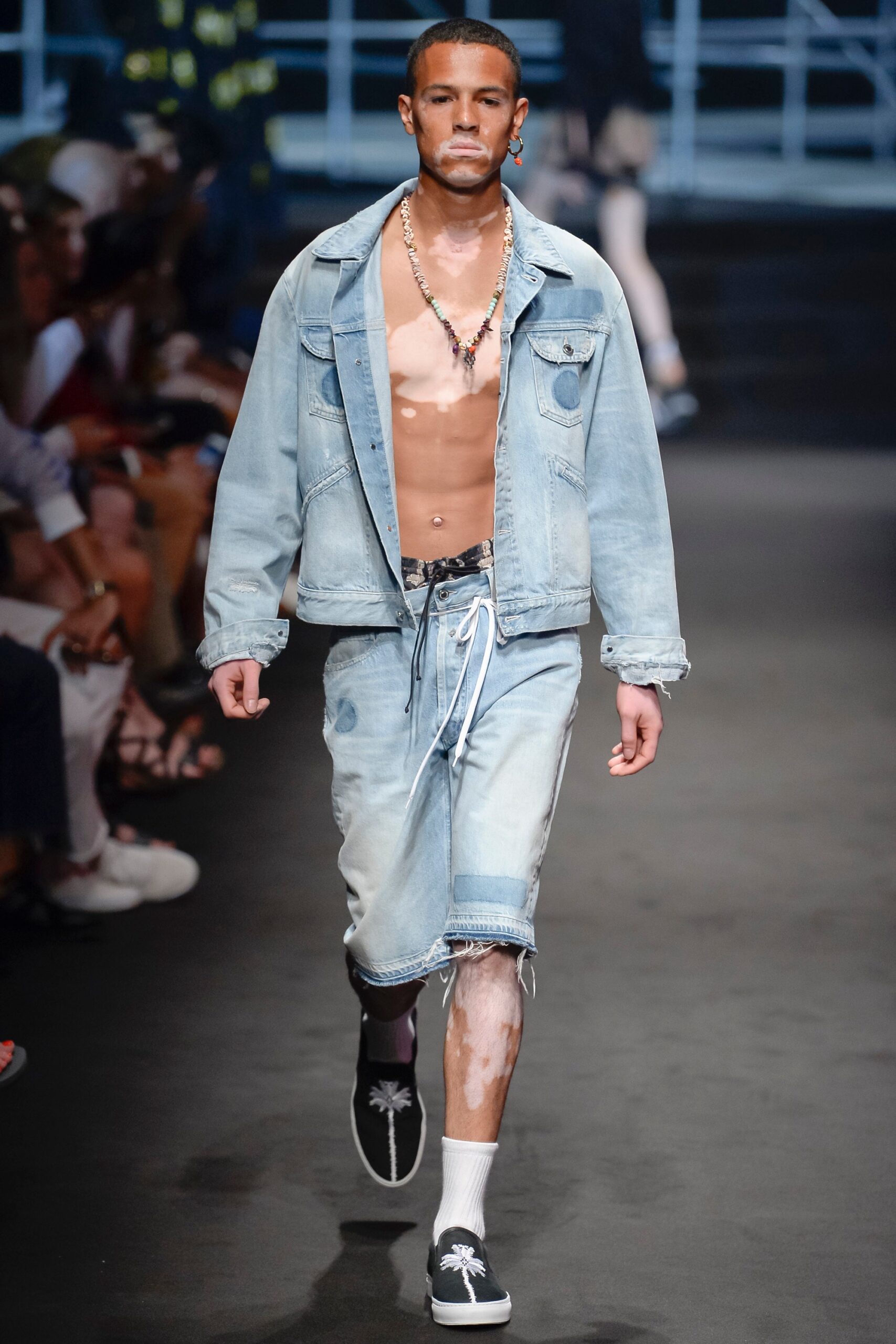 Marcelo Burlon County of Milan S/S 18 Menswear Look 27