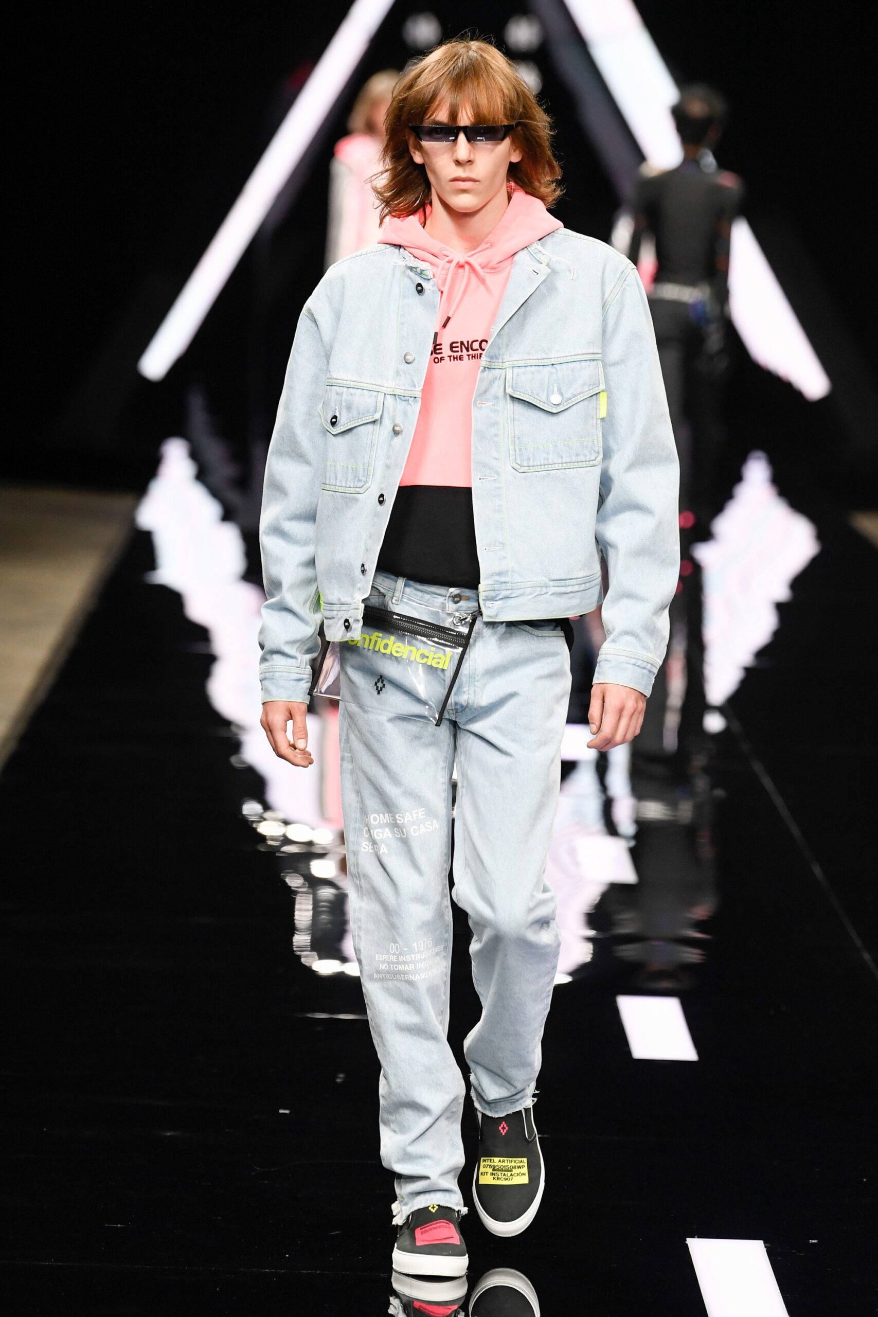 Marcelo Burlon County of Milan S/S 19 Menswear Look 25