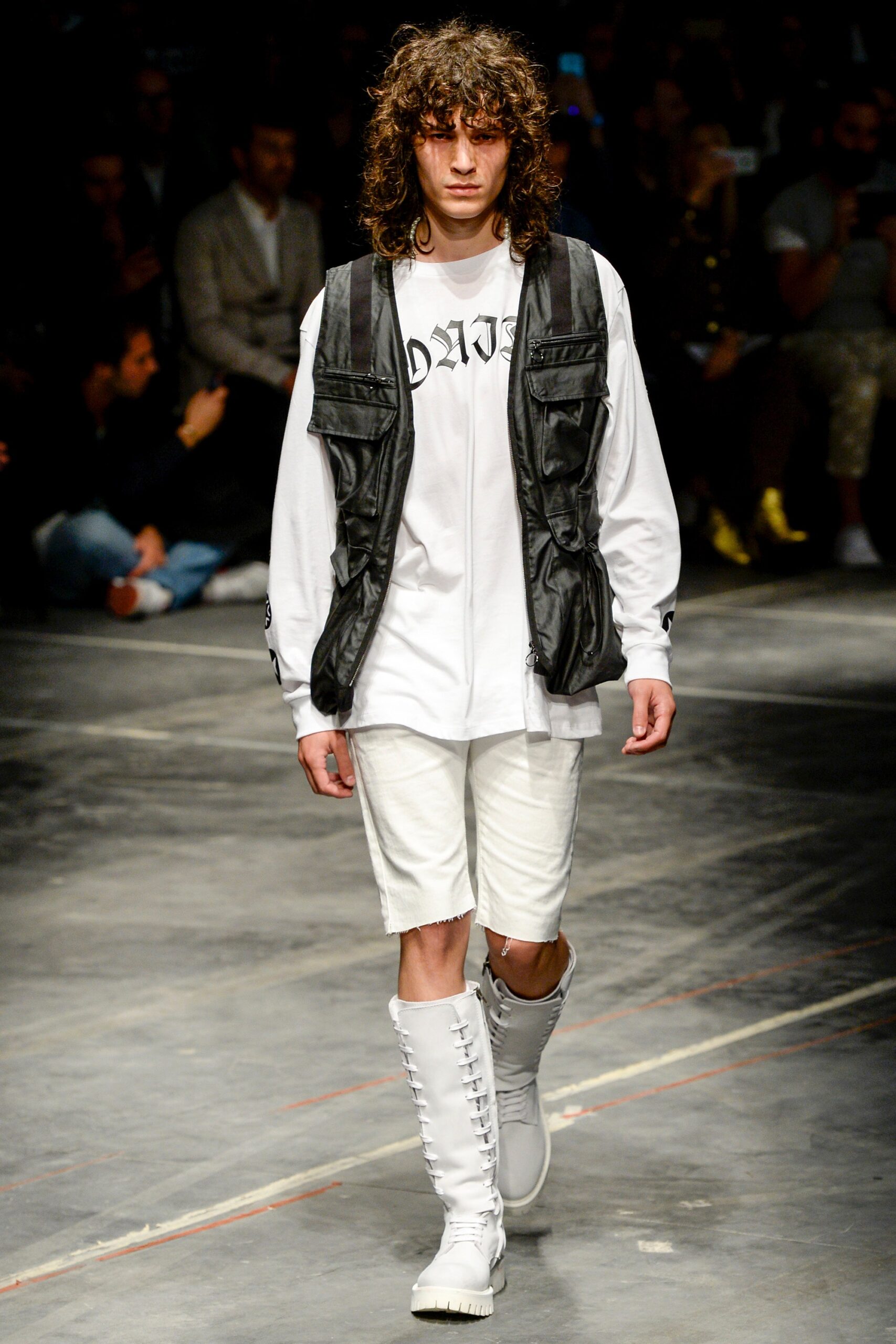 Marcelo Burlon County of Milan S/S 17 Menswear Look 21