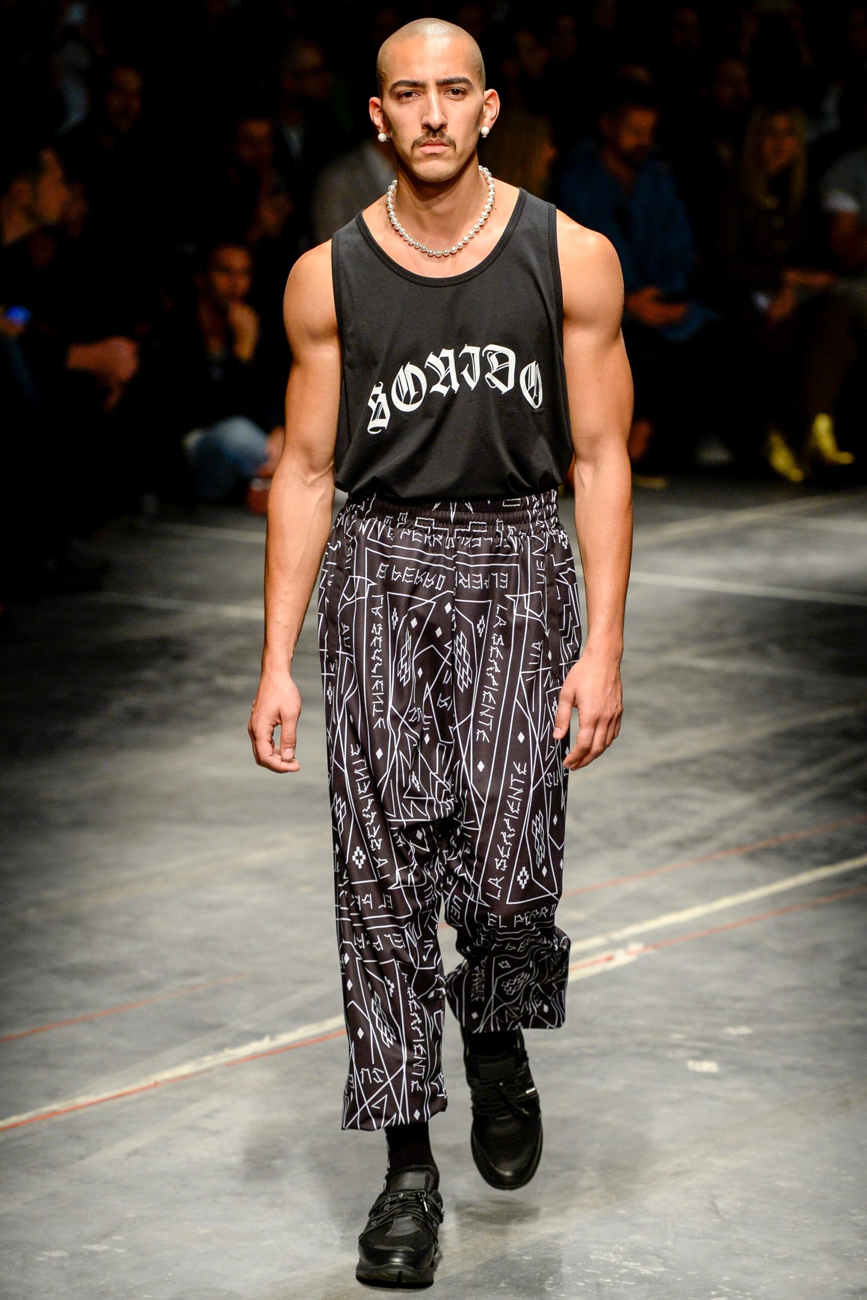 Marcelo Burlon County of Milan S/S 17 Menswear Look 26