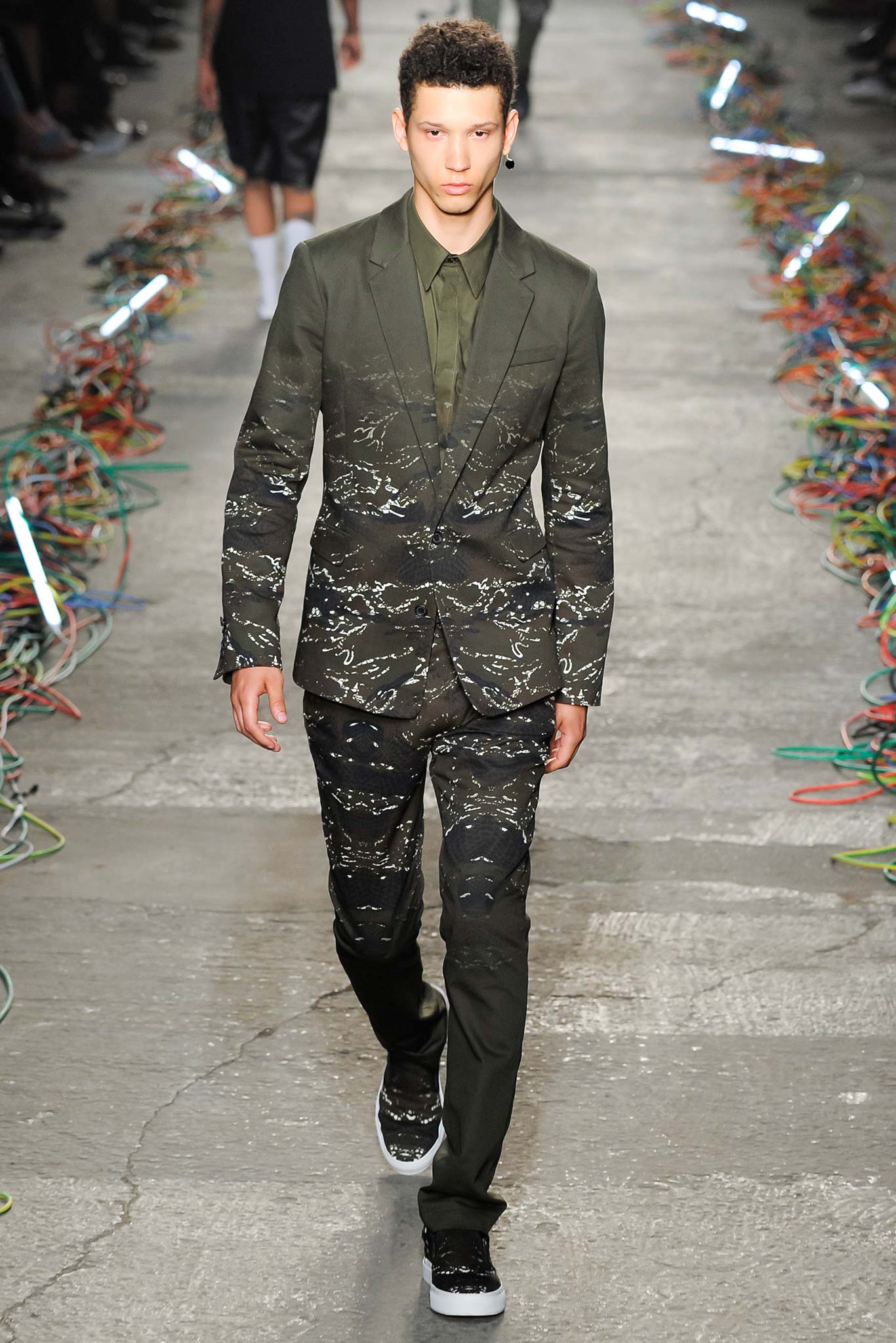 Marcelo Burlon County of Milan S/S 16 Menswear Look 28