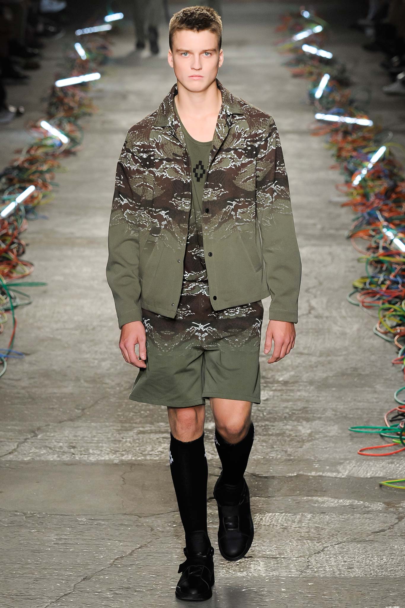 Marcelo Burlon County of Milan S/S 16 Menswear Look 30