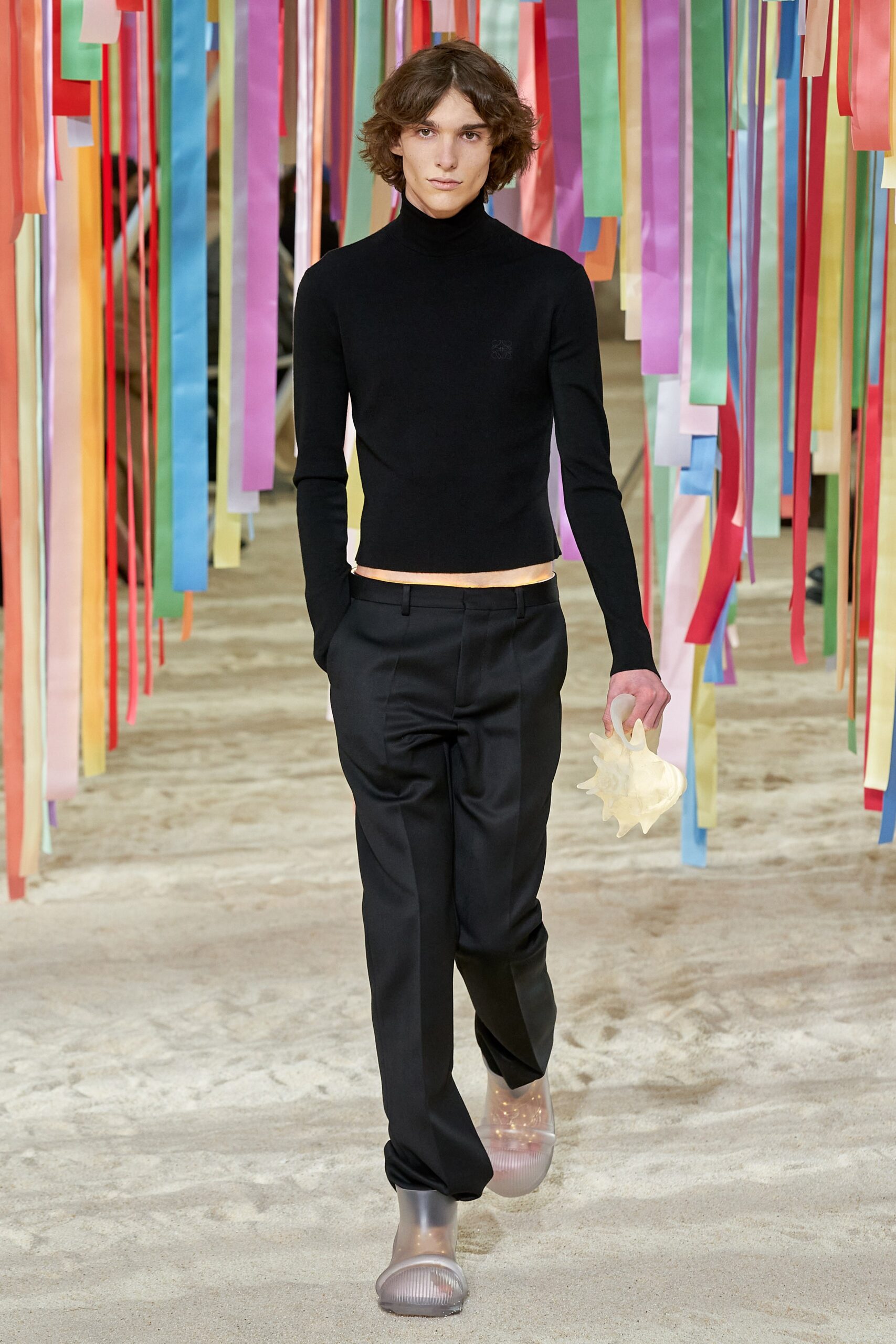 Loewe F/W 22 Menswear Look 10