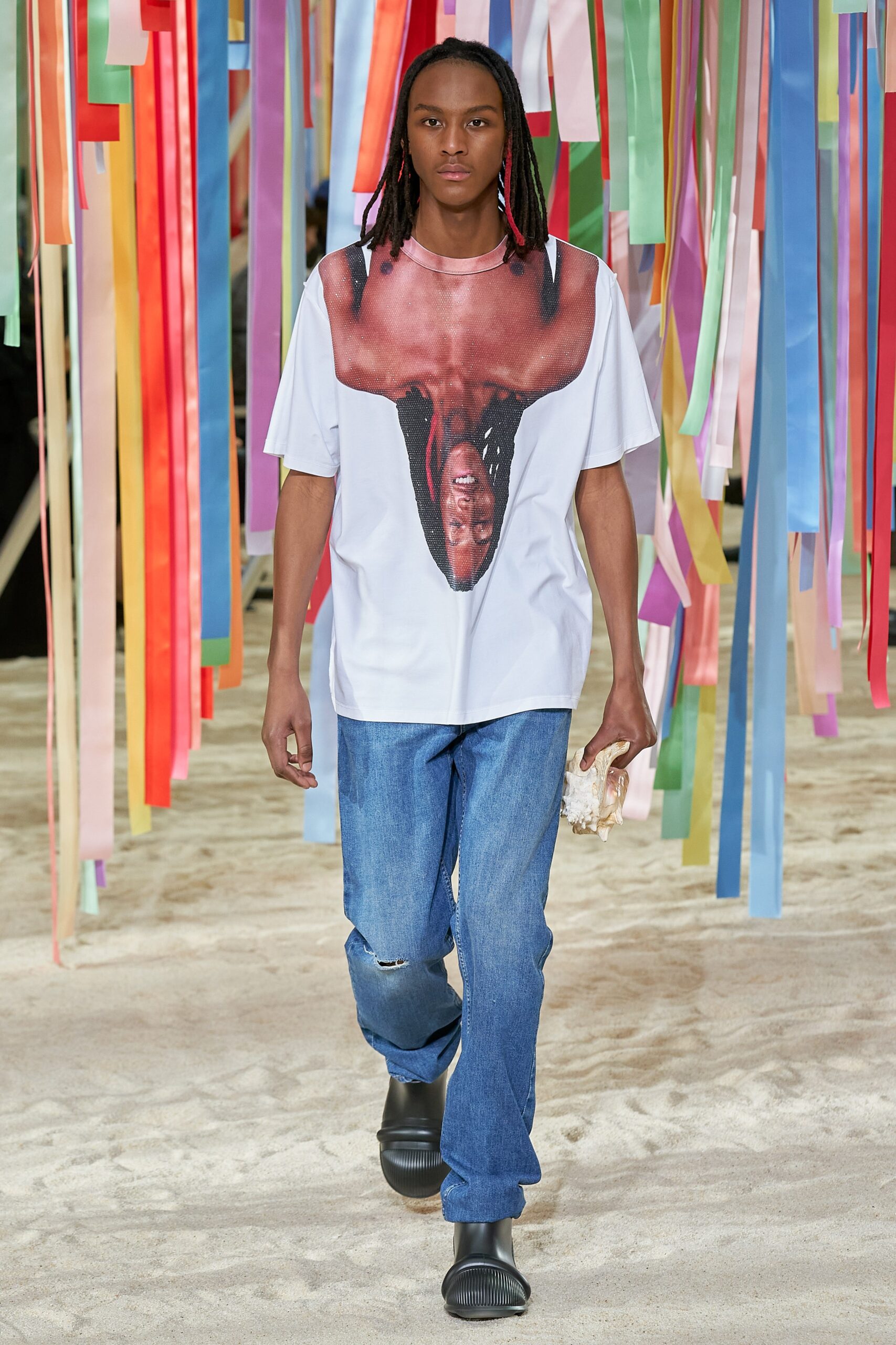 Loewe F/W 22 Menswear Look 13