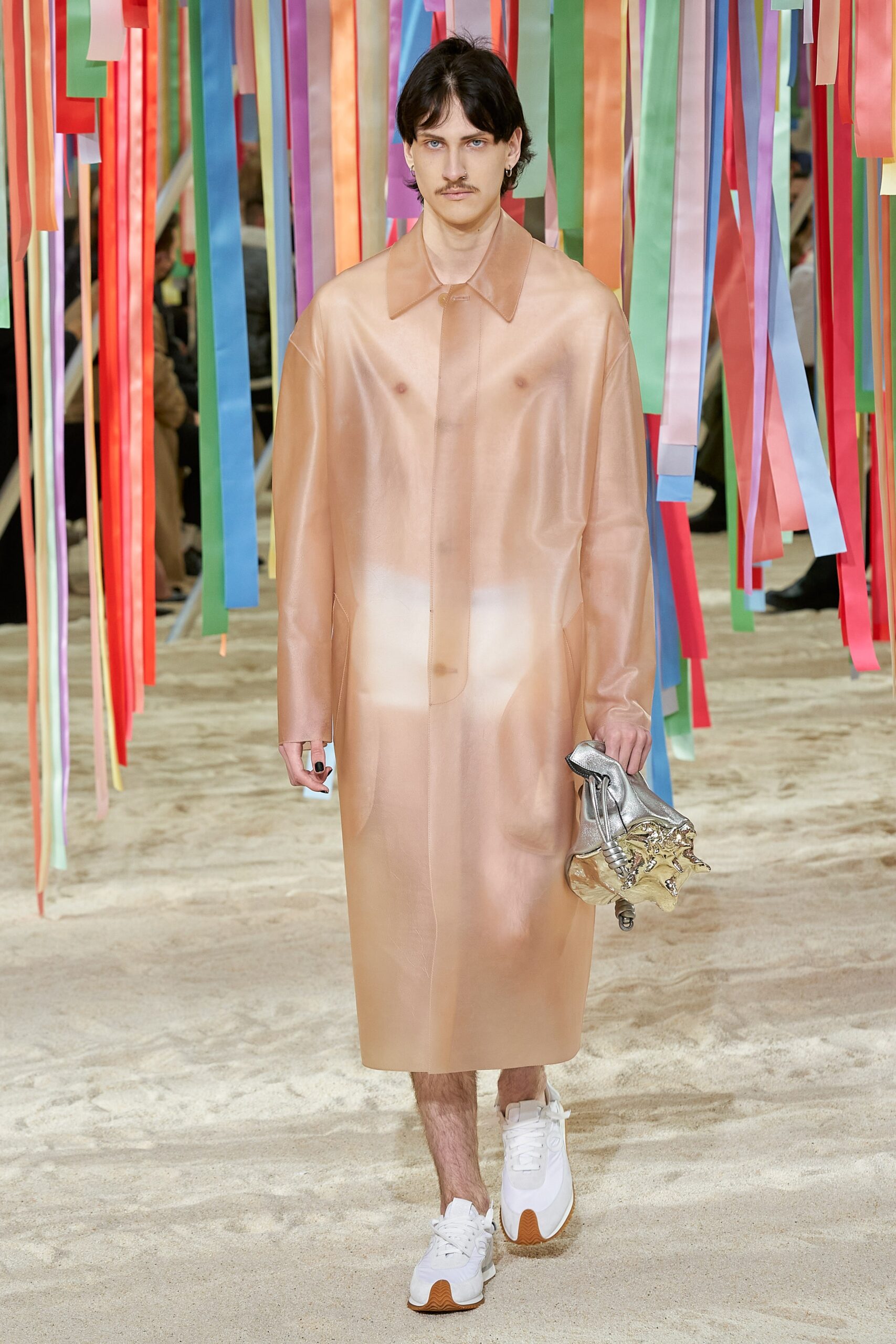 Loewe F/W 22 Menswear Look 23