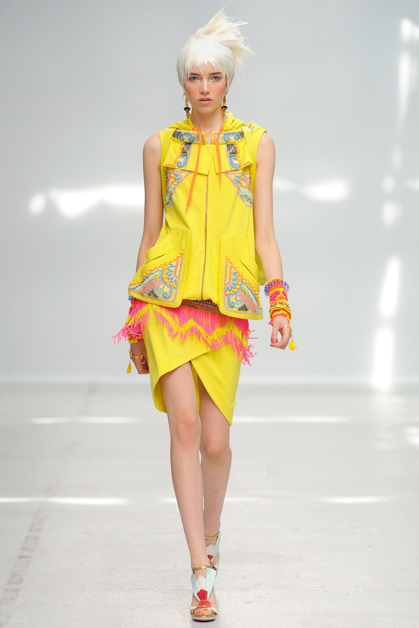 Manish Arora Spring 2014 Ready-to-Wear