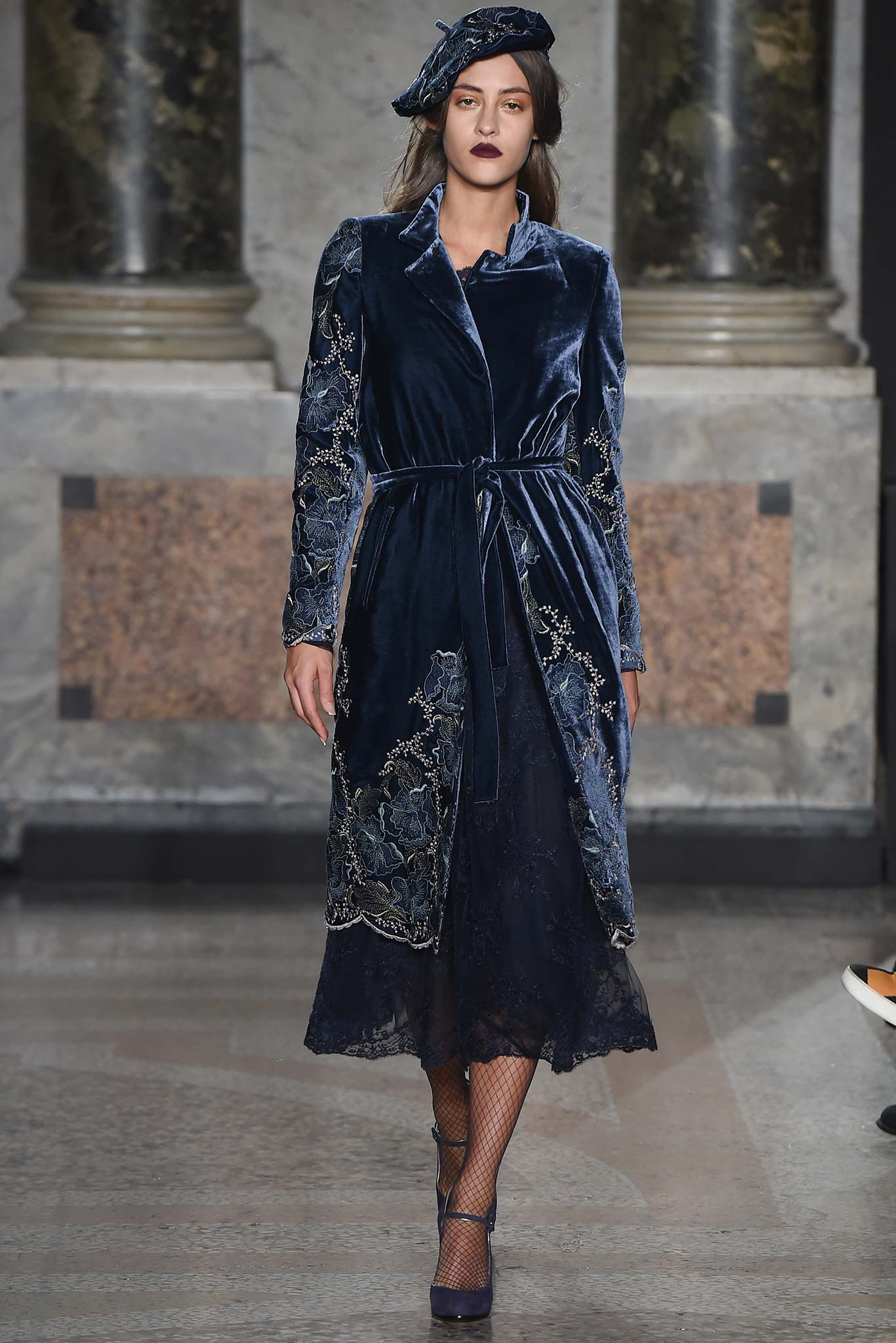Luisa Beccaria F/W 15 Look 29