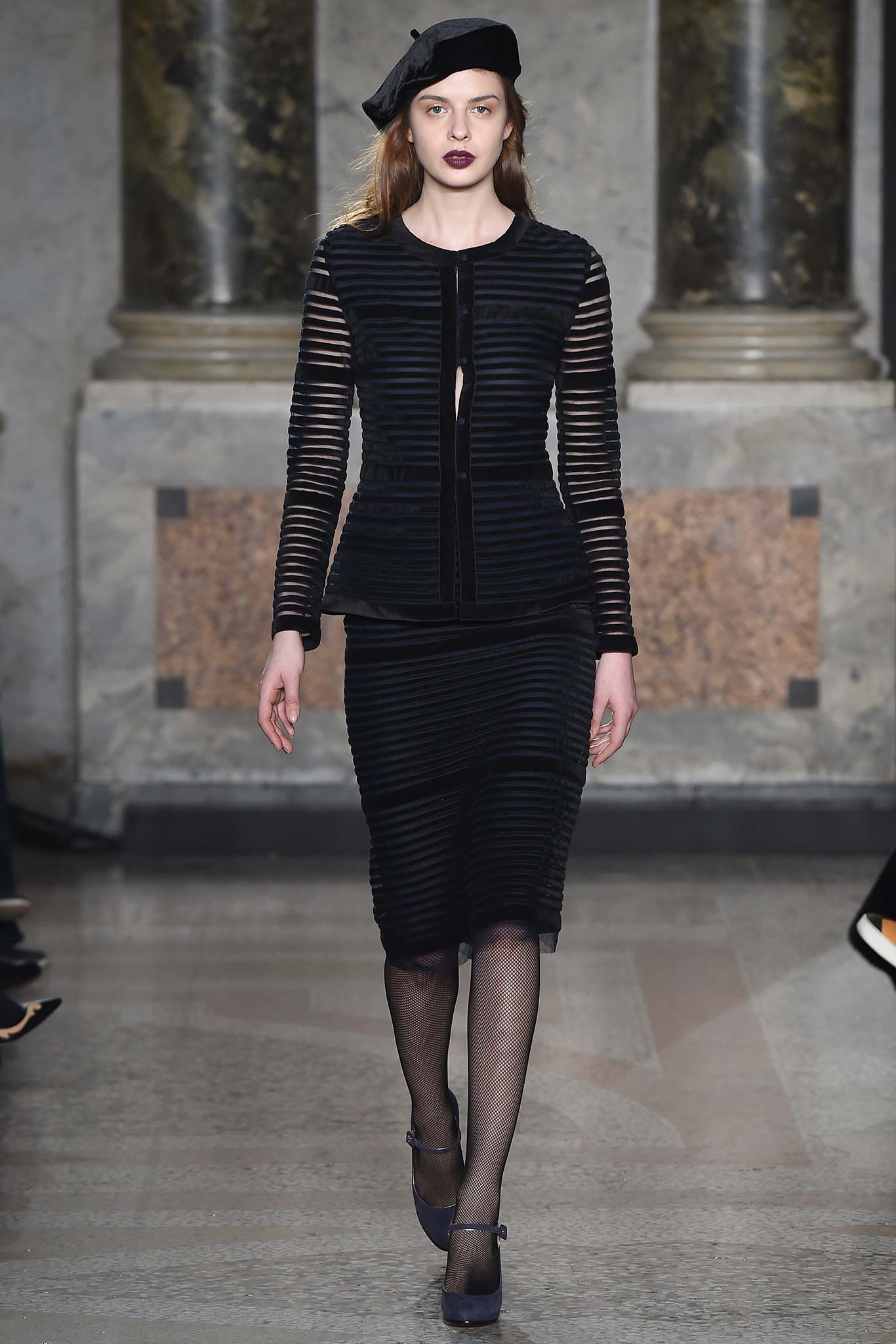Luisa Beccaria F/W 15 Look 32