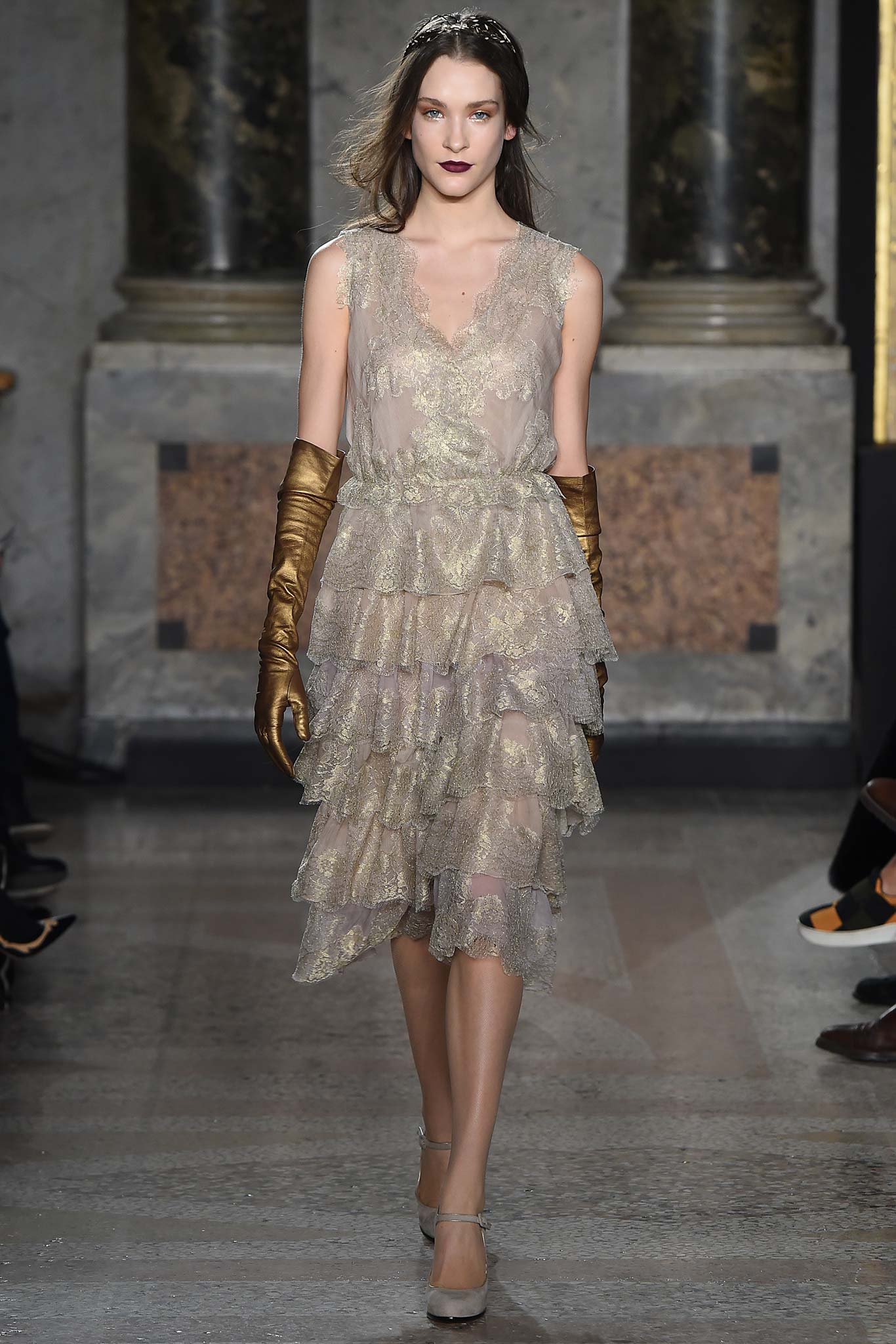 Luisa Beccaria F/W 15 Look 43