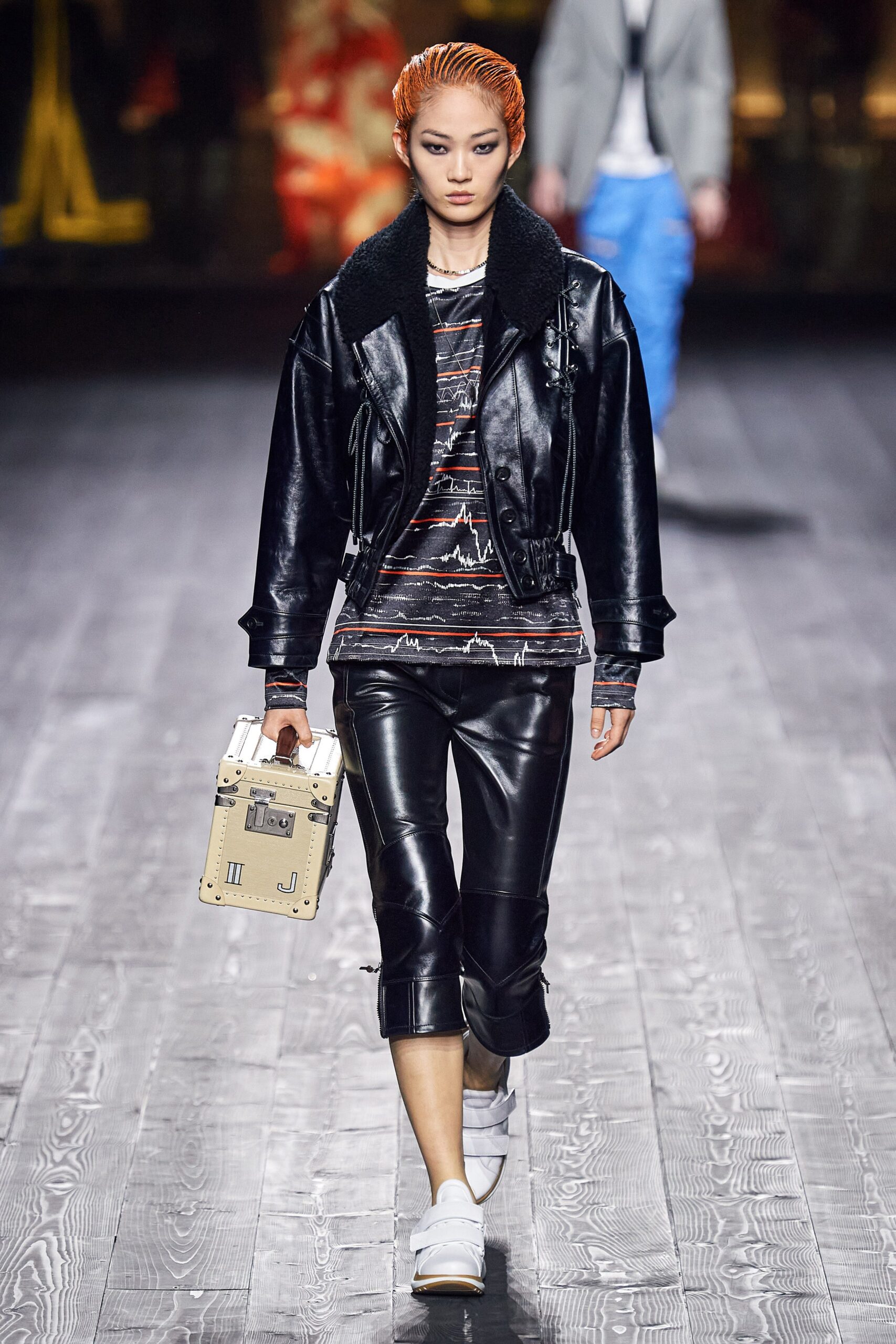 Louis Vuitton F/W 20 Look 15