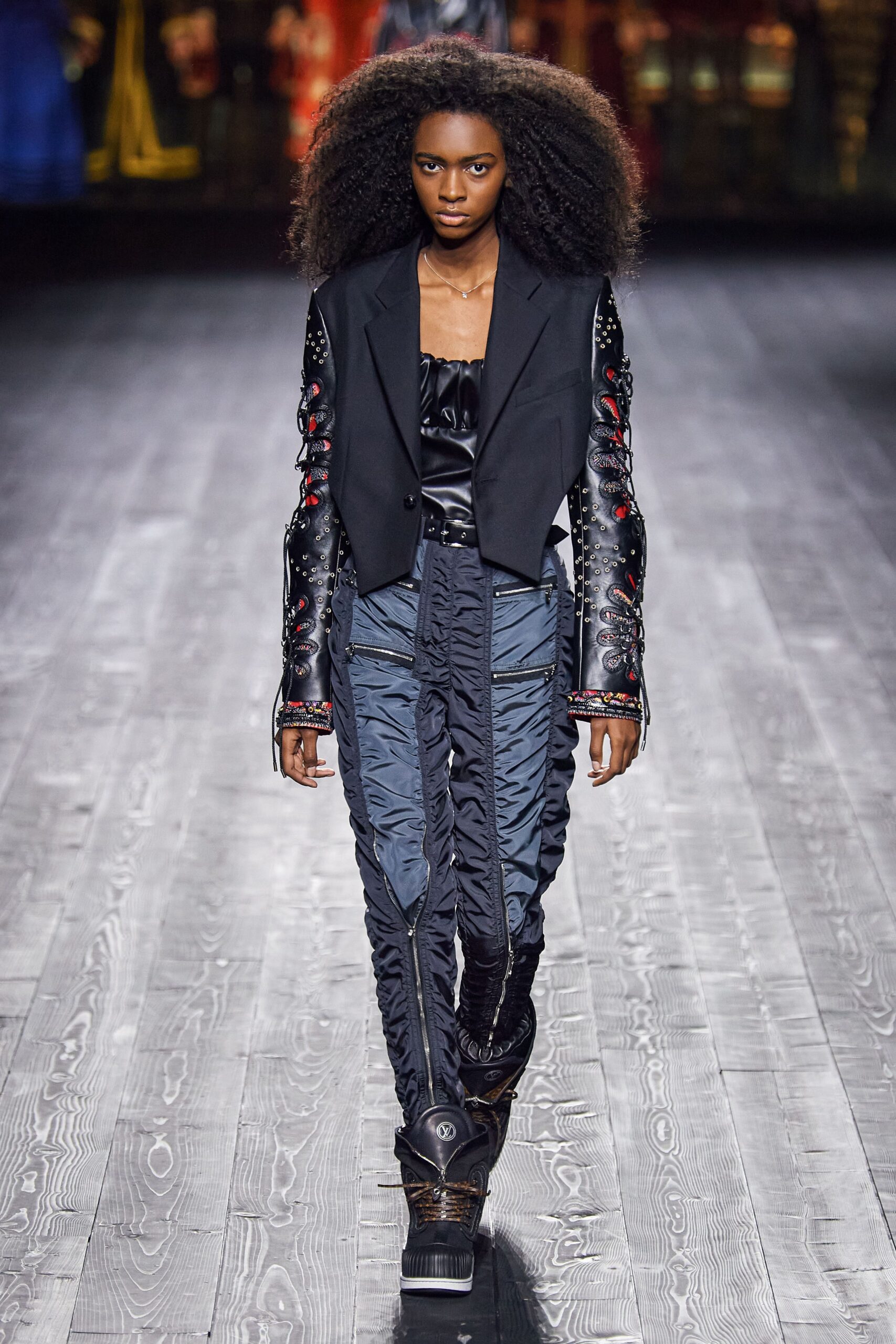 Louis Vuitton F/W 20 Look 20