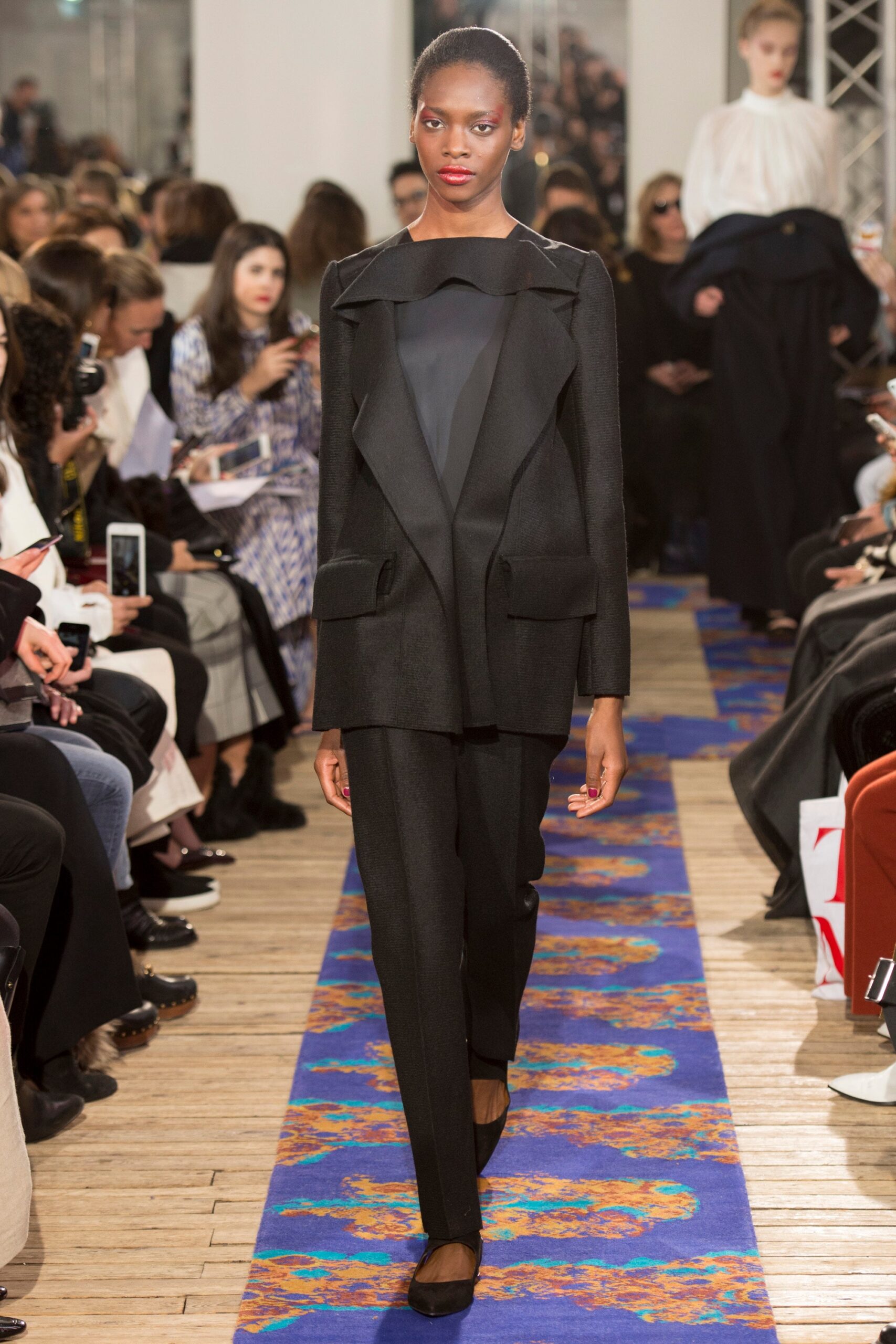 Maison Rabih Kayrouz F/W 16 Look 8