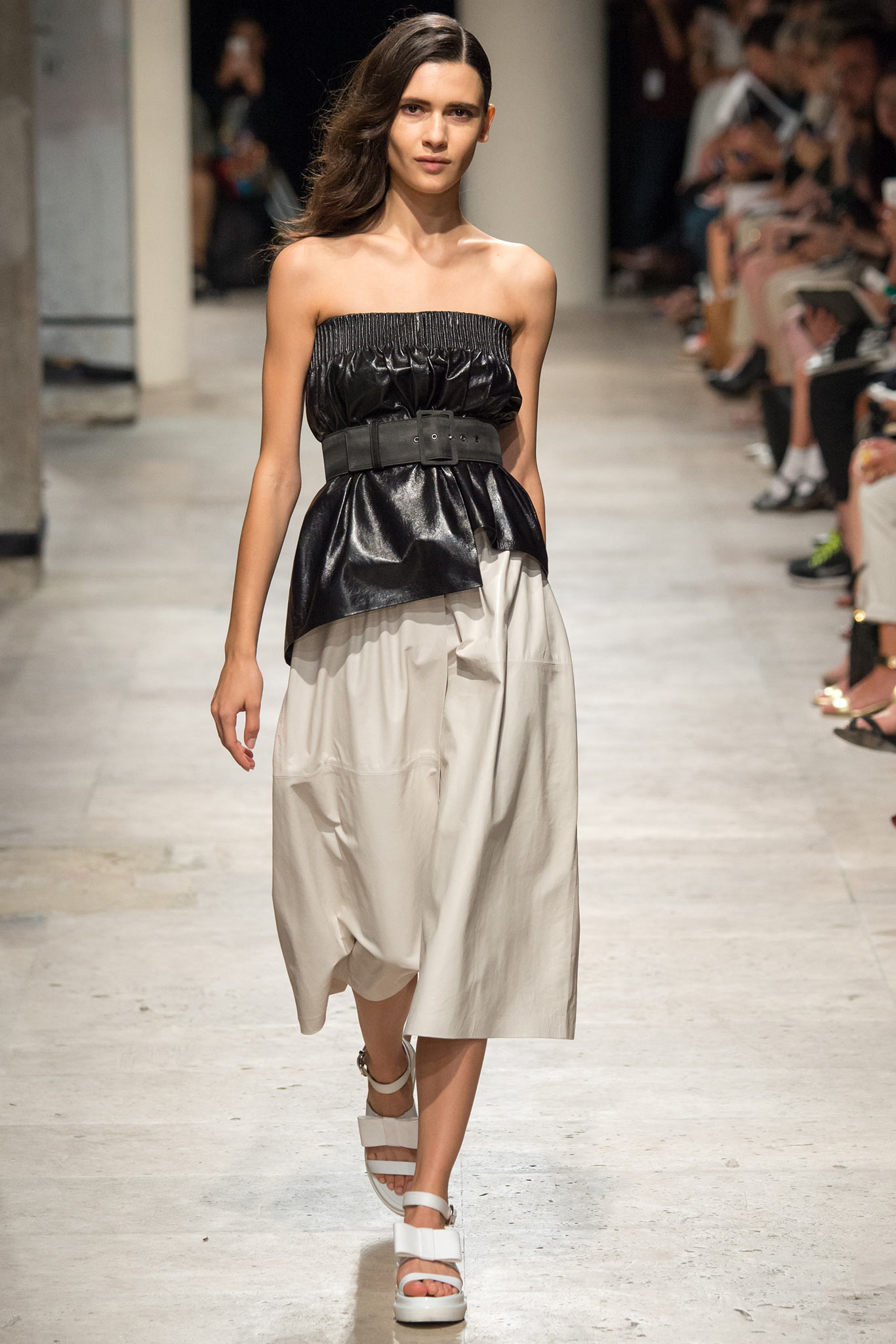 Maison Rabih Kayrouz S/S 15 Look 2