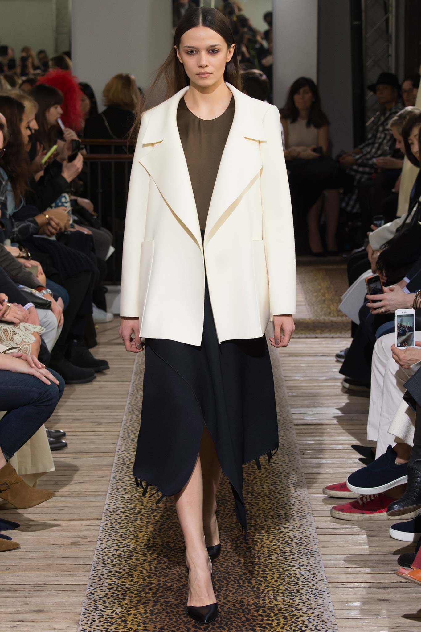 Maison Rabih Kayrouz F/W 15 Look 8