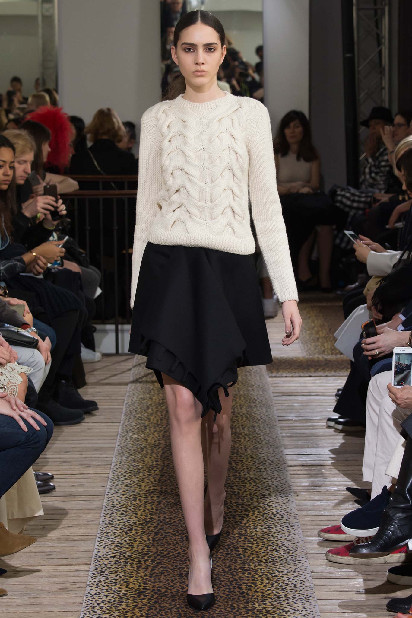 Maison Rabih Kayrouz F/W 15 Look 11