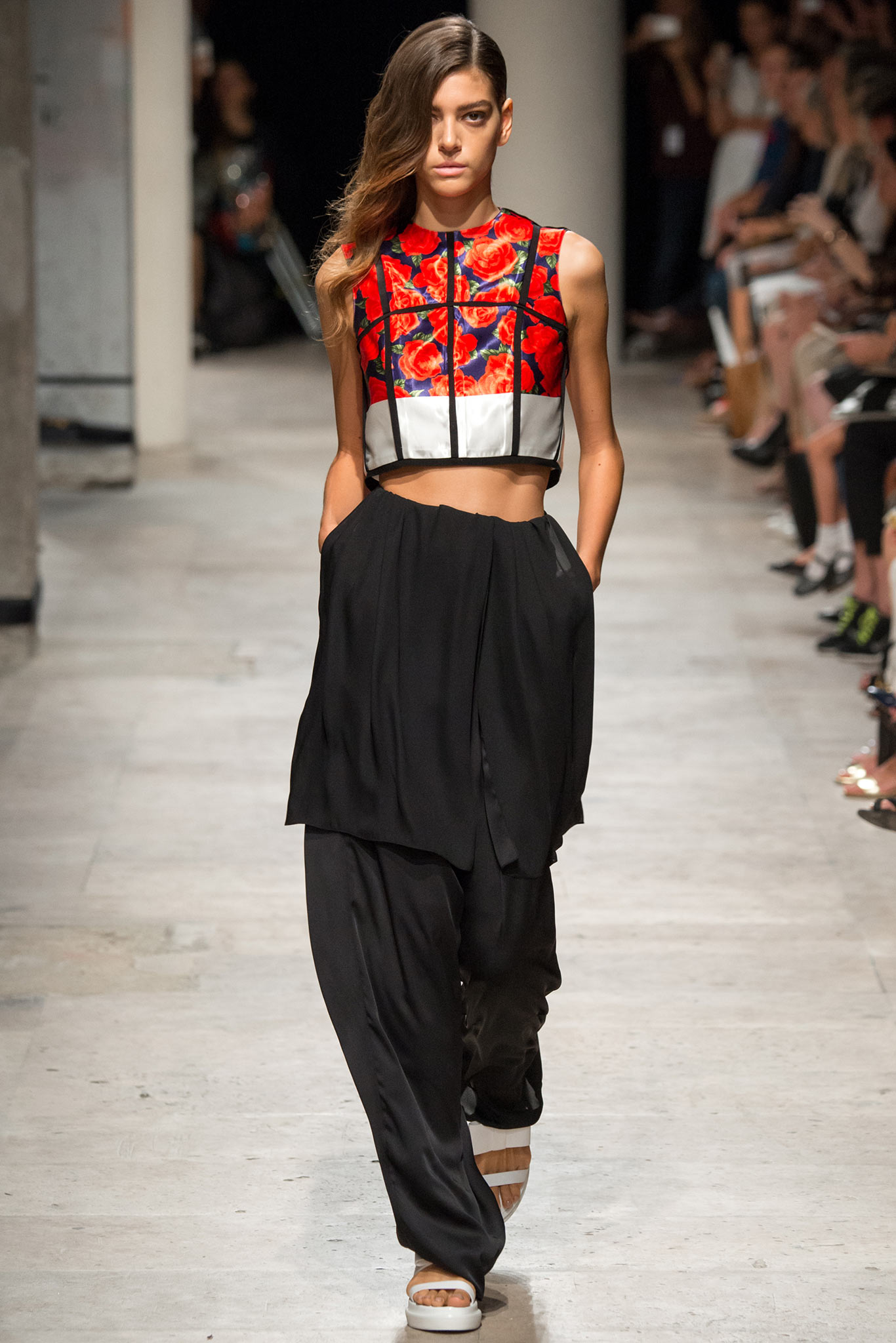 Maison Rabih Kayrouz S/S 15 Look 13